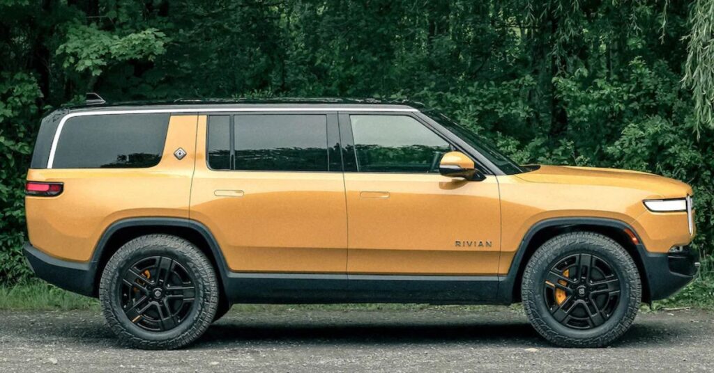Rivian R1S SUV